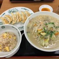 Snapdishの料理写真:ラーメン|takashiwagaさん