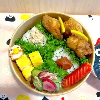 Snapdishの料理写真:おにぎり弁当|やまちゃんさん