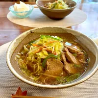 Snapdishの料理写真:自家製焼豚蒸し炒め野菜ラーメン|まさこさん