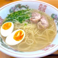 Snapdishの料理写真:塩ラーメン|Kouji  Kobayashiさん