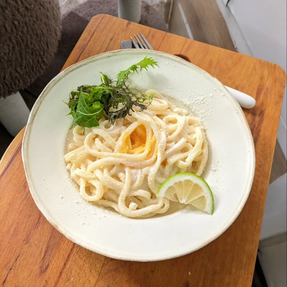 明太カルボナーラ風うどん✽味変レモン付き♪|mi_neneco♪さん