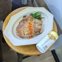 Snapdishの料理写真:厚切り豚肩肉のロースト| mi_neneco♪さん