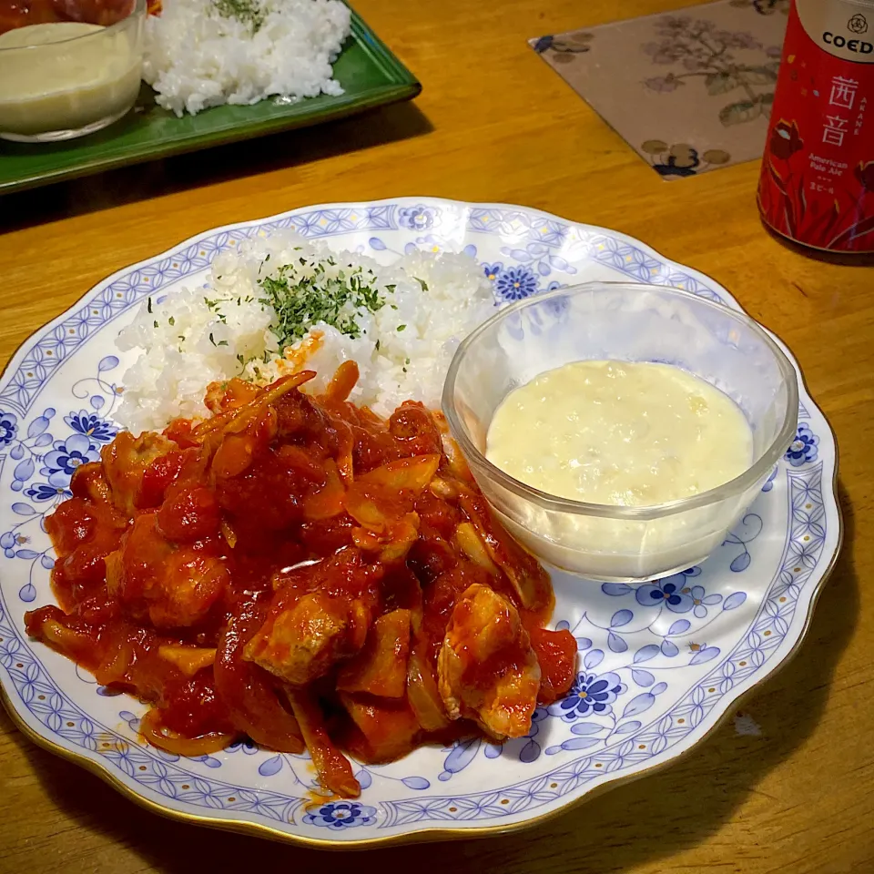 鶏と3種きのこトマト煮込みと、マッシュポテトでアリゴ|もえさん