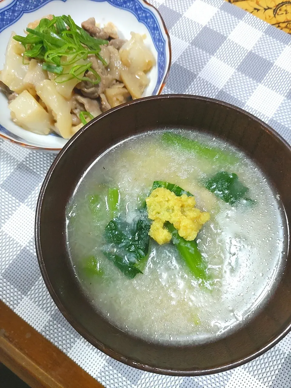 たたきれんこんと豚肉の味噌煮
れんこんのすりおろし汁|samutanさん