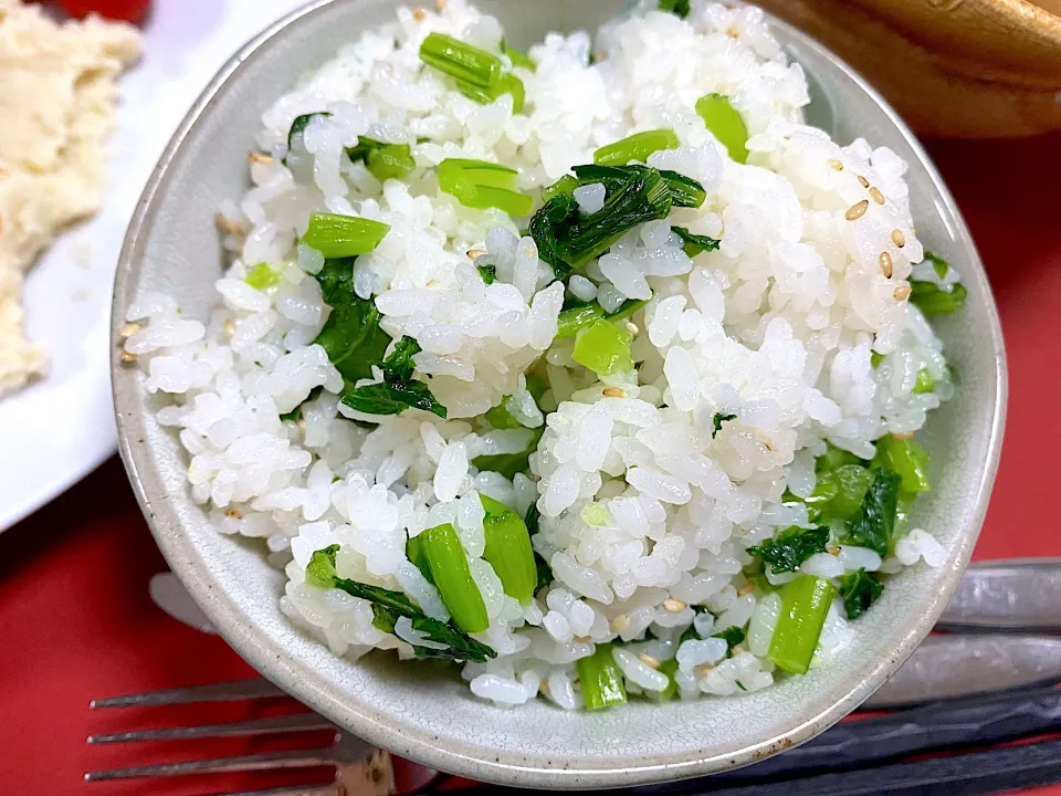 カブの茎と葉の混ぜご飯🍚|Ponoさん