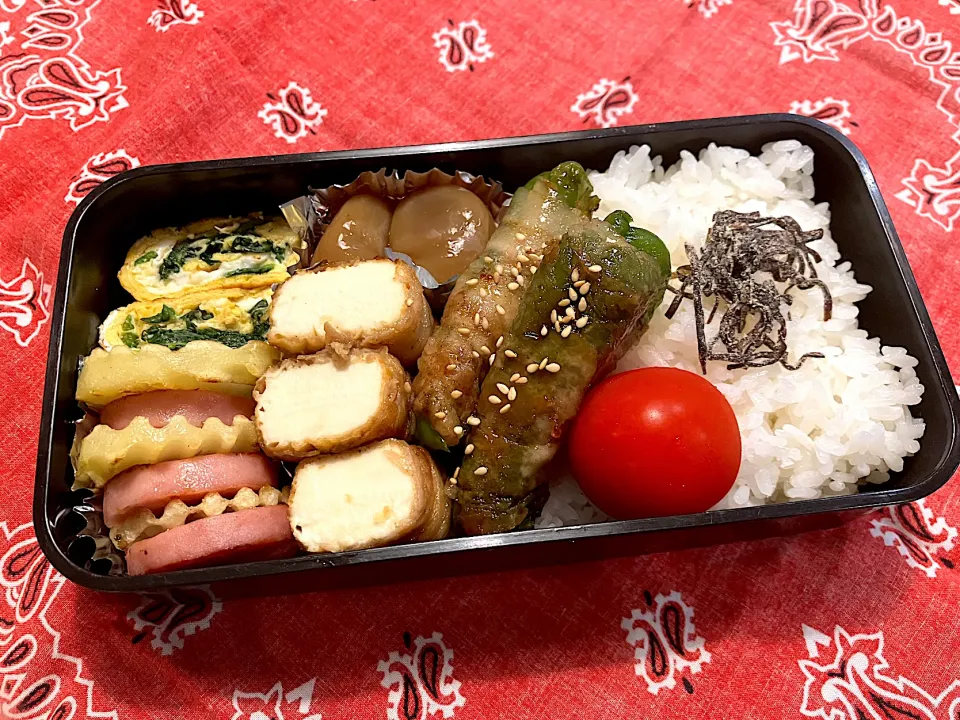 2024.11.2 息子弁当　◎ピーマン肉巻き　◎絹揚げ肉巻き　◎玉蒟蒻　◎ほうれん草入り卵焼き　◎ポークソーセージとじゃがいものソテー|goroさん