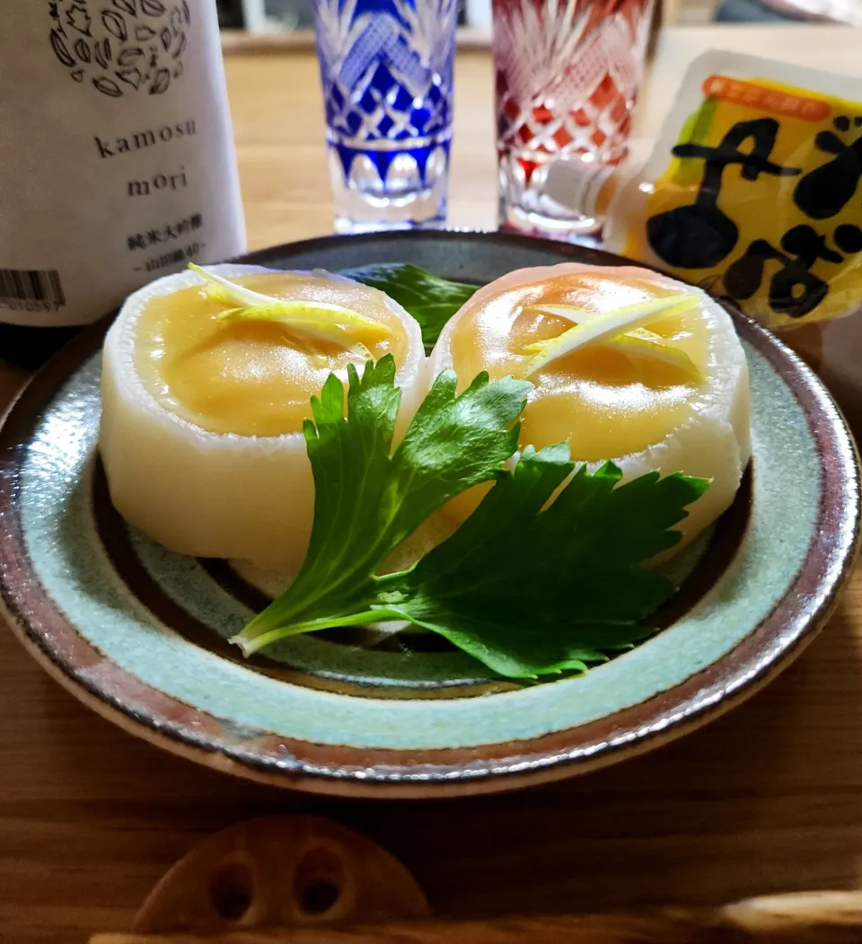 Snapdishの料理写真:ふろふき大根😊マルコメゆずみそで😃|ナオミさん