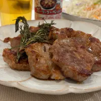 Snapdishの料理写真:Yummy！でポークステーキ|ケイさん