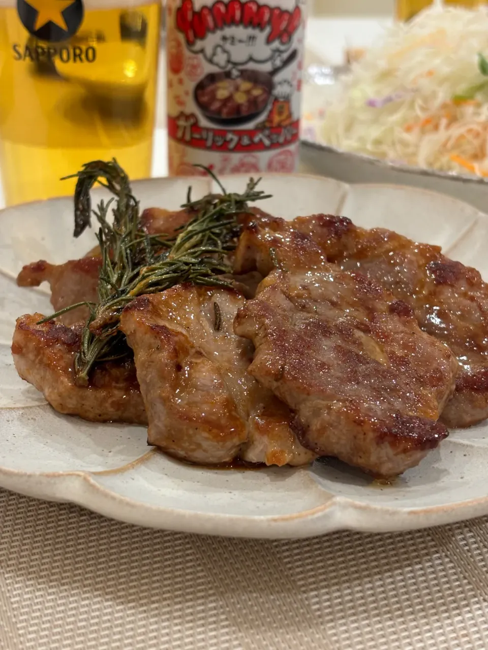 Snapdishの料理写真:Yummy！でポークステーキ|ケイさん