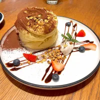 Snapdishの料理写真:Tiramisu pancakes|skyblueさん