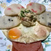 Snapdishの料理写真:目玉焼き|はっちぃさん