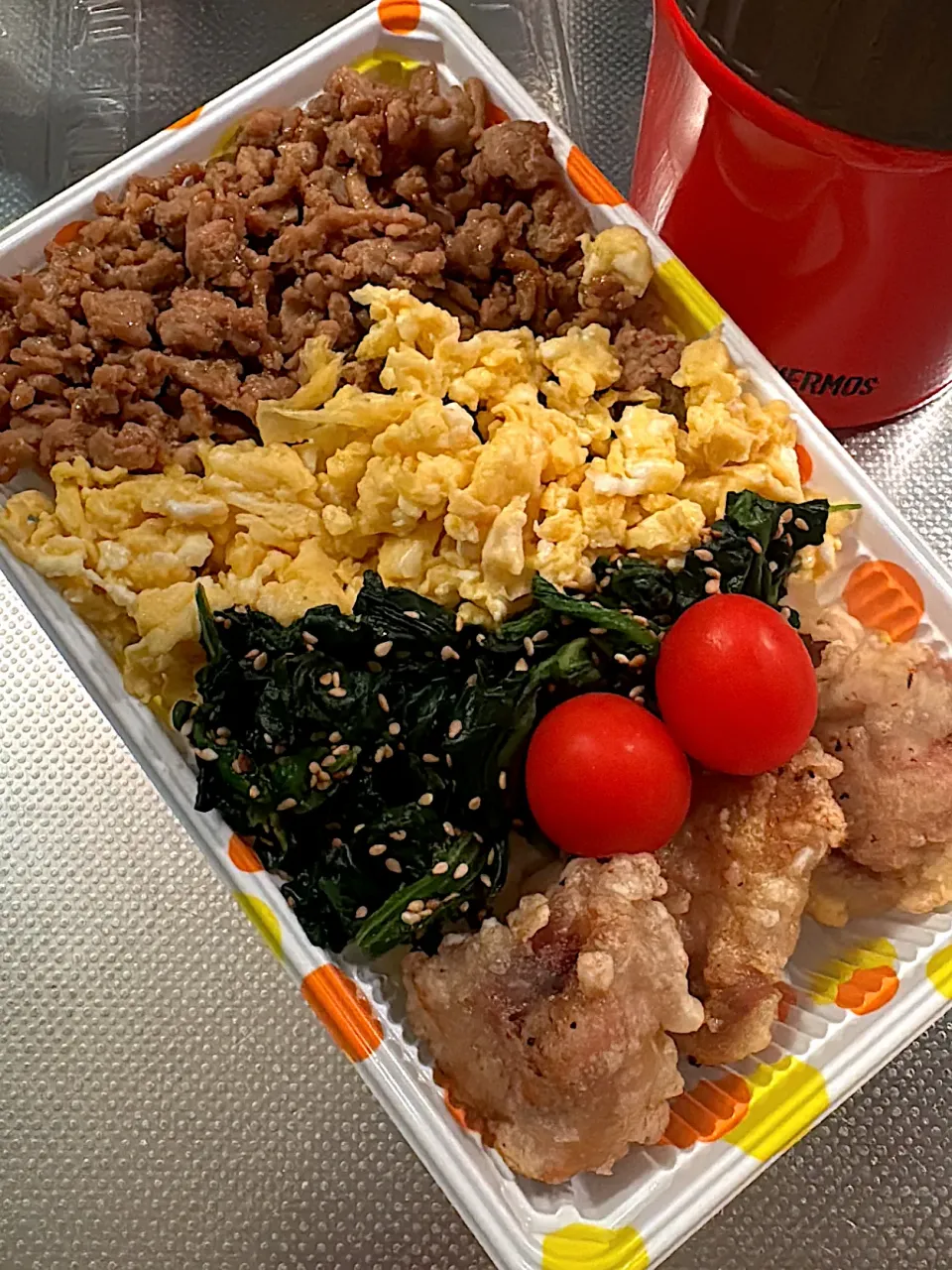 Snapdishの料理写真:三色弁当|ぽんさん