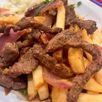 Snapdishの料理写真:Lomo saltado - peruvian steak & fries|🌺IAnneさん