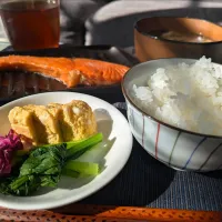 Snapdishの料理写真:朝ごはん🍚が定食になった！|しあるさん