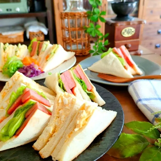 サンドイッチで朝ごはん🥪|さらママさん