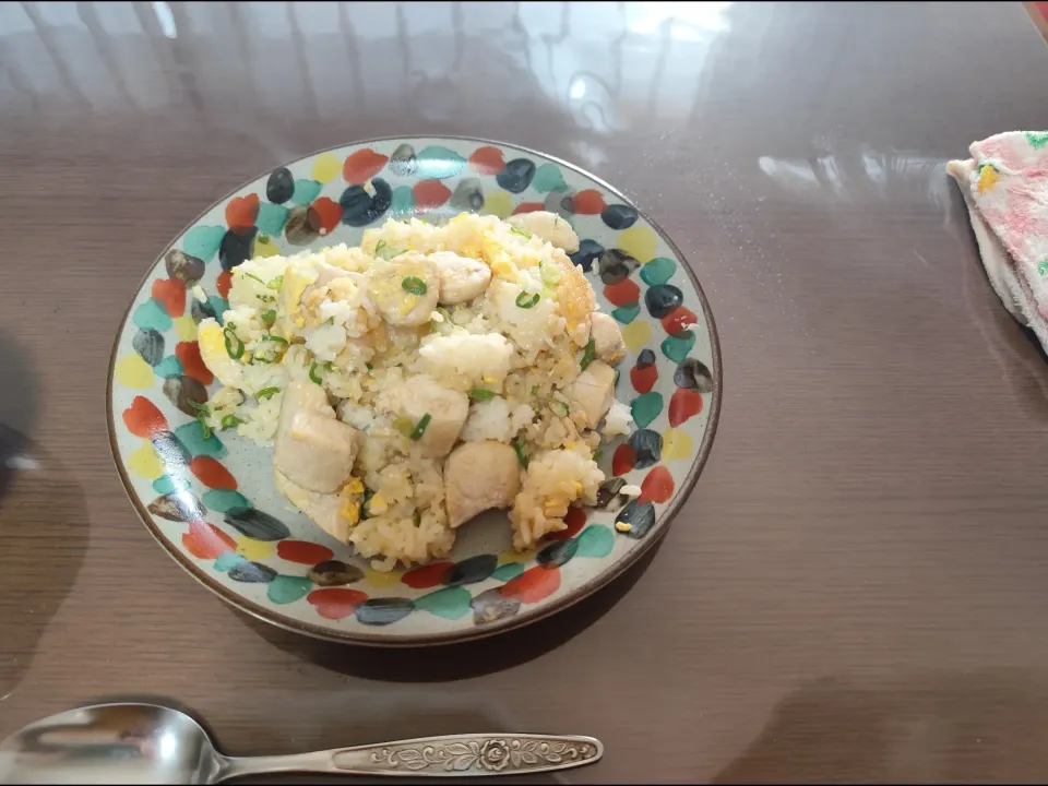 Snapdishの料理写真:鶏むね肉のチャーハン|早紀さん