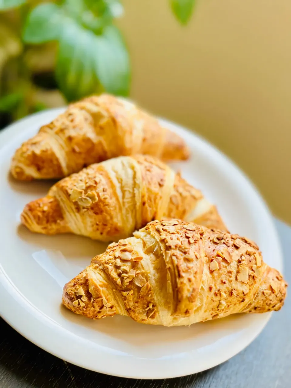 ピカールのアーモンドクリームクロワッサン🥐|アッコちゃん✨さん