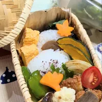 Snapdishの料理写真:本日のお弁当〜青天の霹靂のおにぎり弁当|f.1125beさん