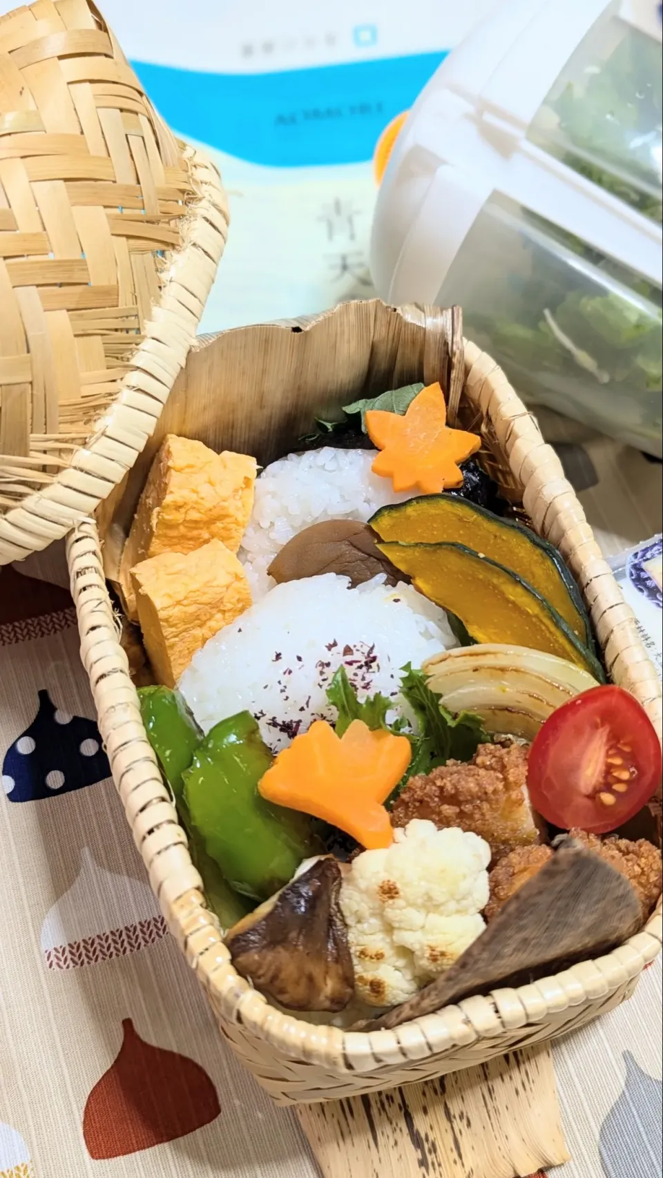 Snapdishの料理写真:本日のお弁当〜青天の霹靂のおにぎり弁当|f.1125beさん