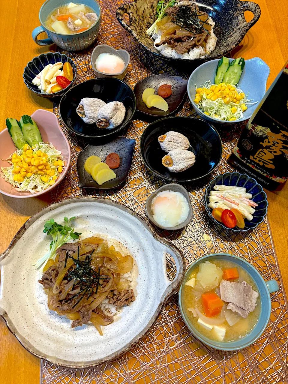 Snapdishの料理写真:🍴𓈒𓂂𓏸牛丼定食|あみかさん