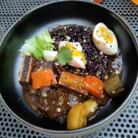 Snapdishの料理写真:Braised beef with black Rice| Mariano Ngさん