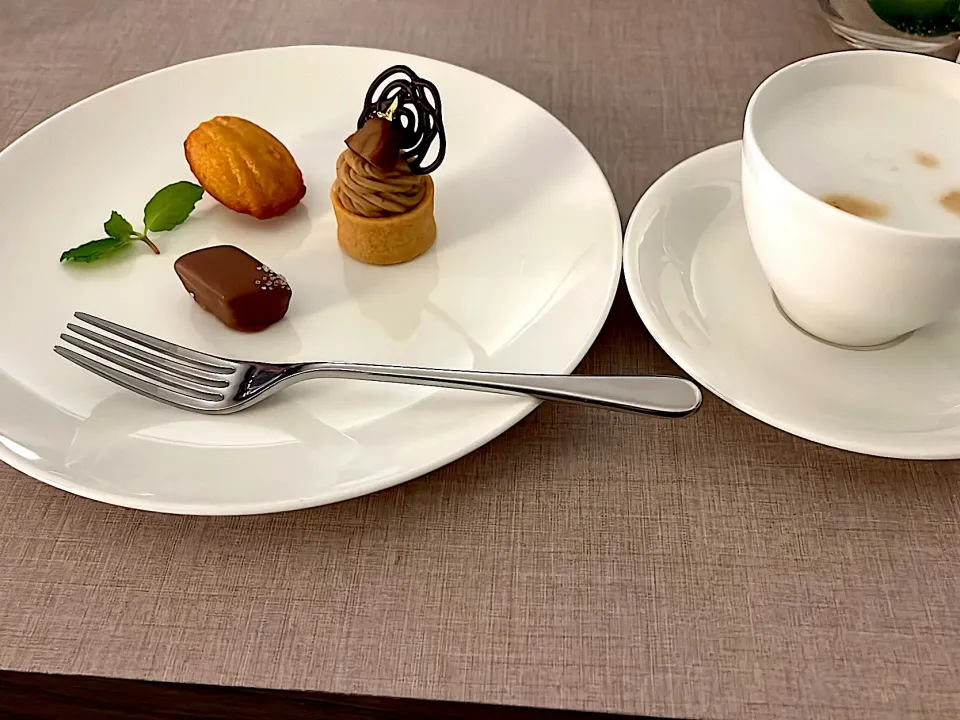 Snapdishの料理写真:ラウンジでお茶|りこさん