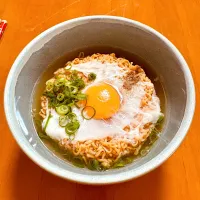 Snapdishの料理写真:チキンラーメン|ツツヤンさん