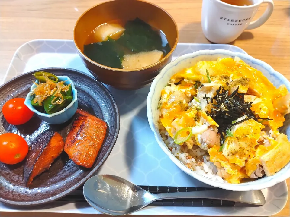 親子丼油あげ入り|さゆさん