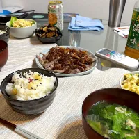 Snapdishの料理写真:ステーキ定食| さかもっつさん