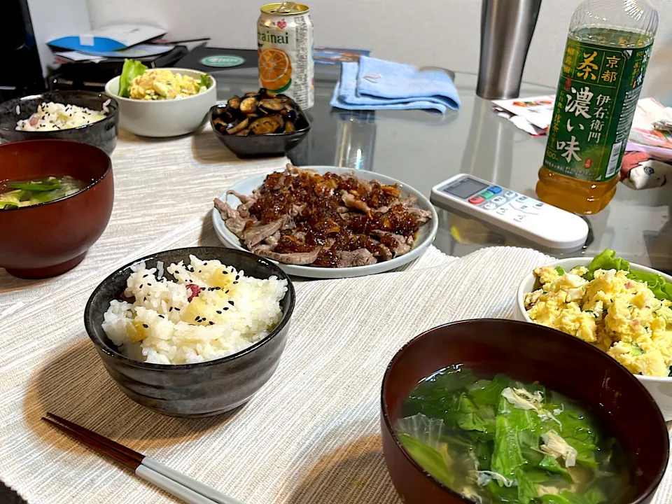 Snapdishの料理写真:ステーキ定食|さかもっつさん