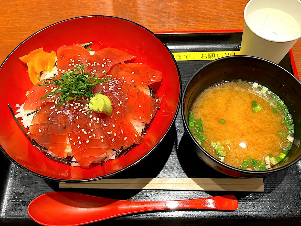 Snapdishの料理写真:まぐろ漬け丼|ただの栄養士さん