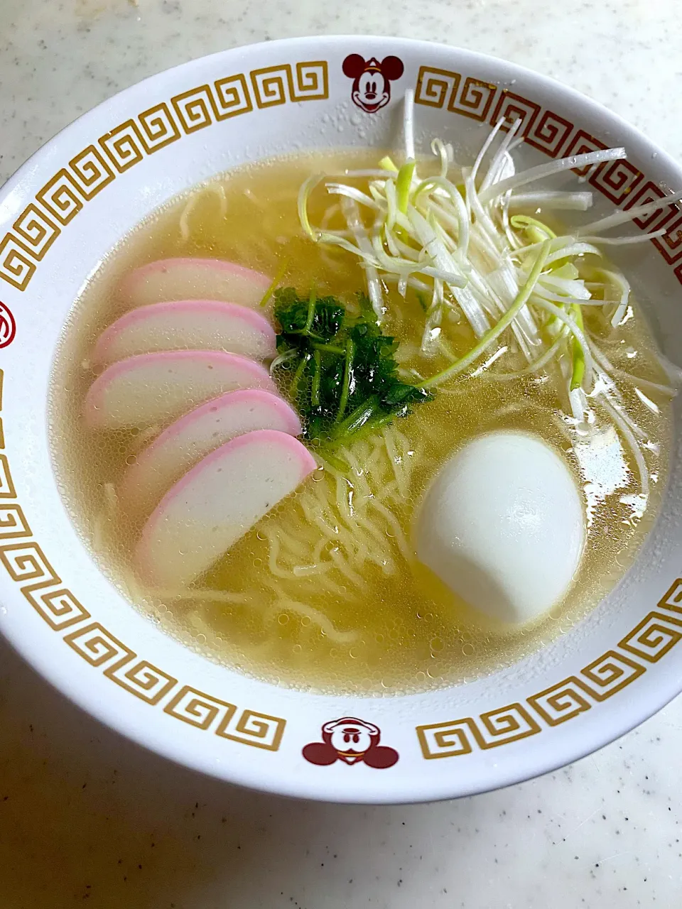 飯田商店　塩ラーメンスープと麺使用|こっぷさん