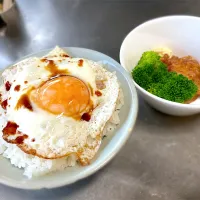 Snapdishの料理写真:朝ごはん|なかちゃんたまごさん