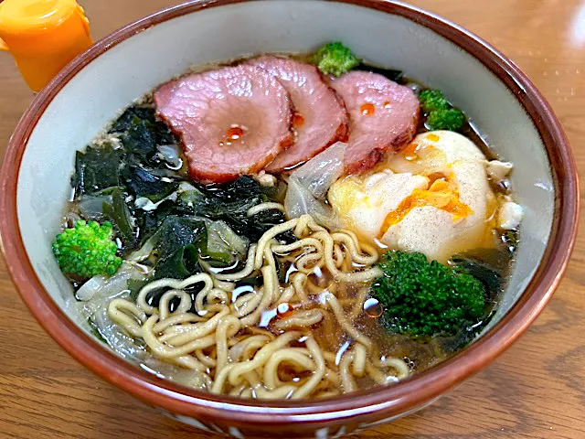 マルちゃん正麺🍜、醤油味❗️(*´ω`*)✨|サソリさん