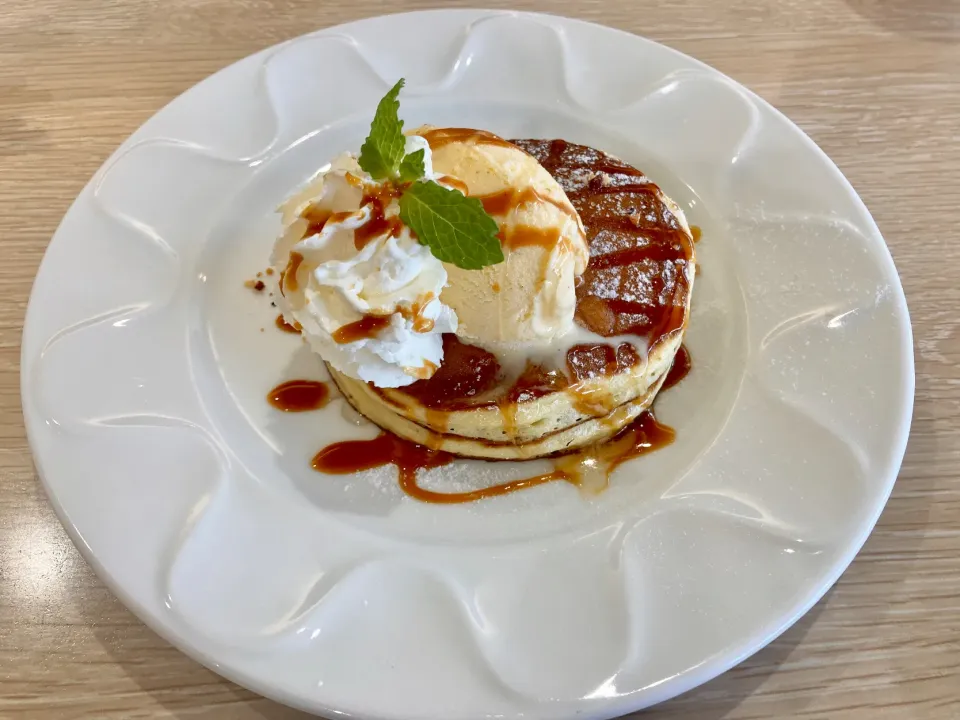 Snapdishの料理写真:キャラメルパンケーキ🥞|あめふくらさん