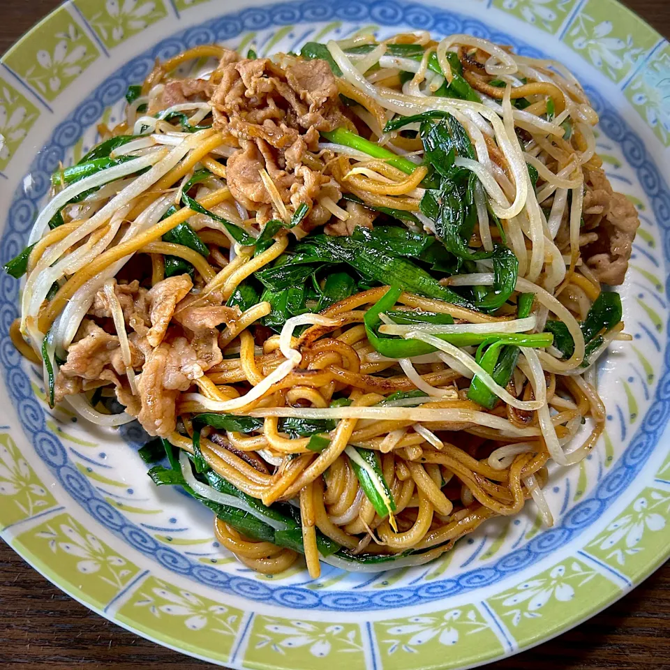 豚こまニラ焼きそば^_^隠し味はアレ|きよっさんさん