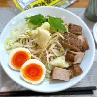 Snapdishの料理写真:お家でG系ラーメン♪|morimi32さん