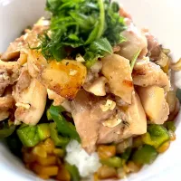 Snapdishの料理写真:焼鳥丼|takaさん