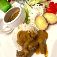 Snapdishの料理写真:蝦夷鹿カレー🍛|ナムナムさん