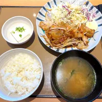 Snapdishの料理写真:やよい軒でランチ|yokoさん