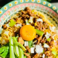 Snapdishの料理写真:旨辛汁なし担々麺🍜|アッコちゃん✨さん