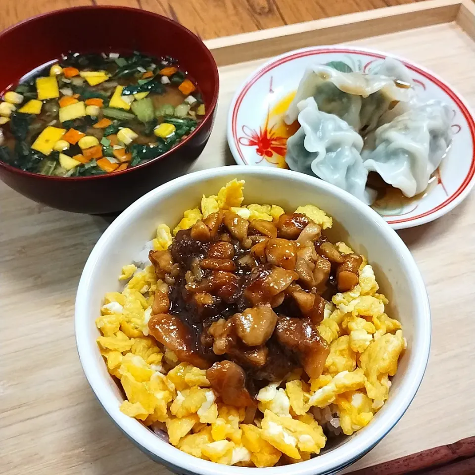 Snapdishの料理写真:濃い味親子丼🐣|705さん