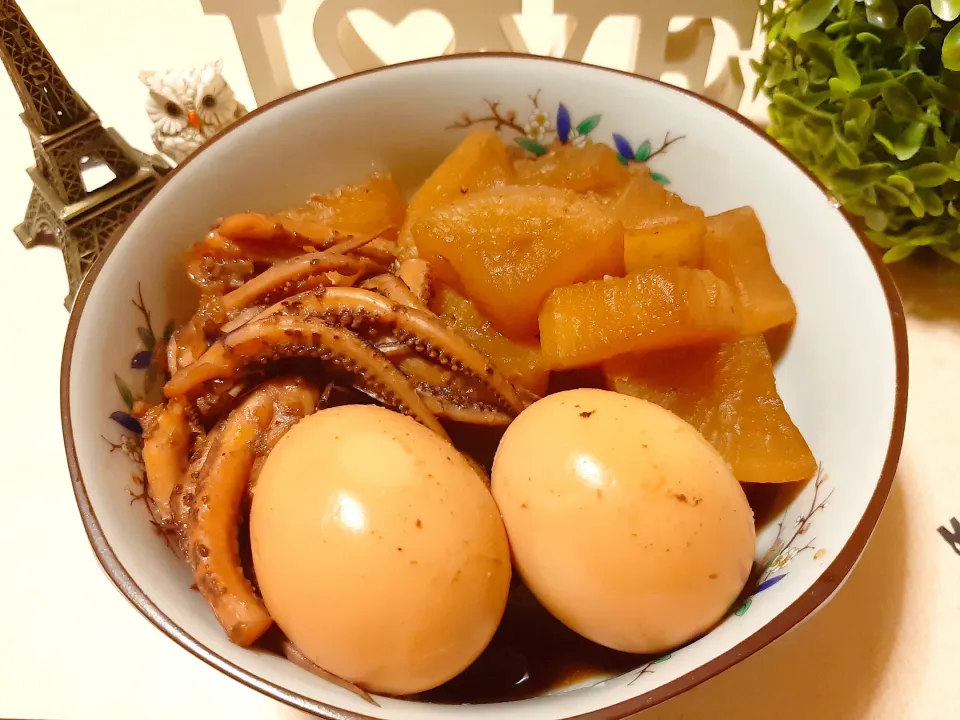 ♡大根といかゲソの煮物♡|ずんこたんさん