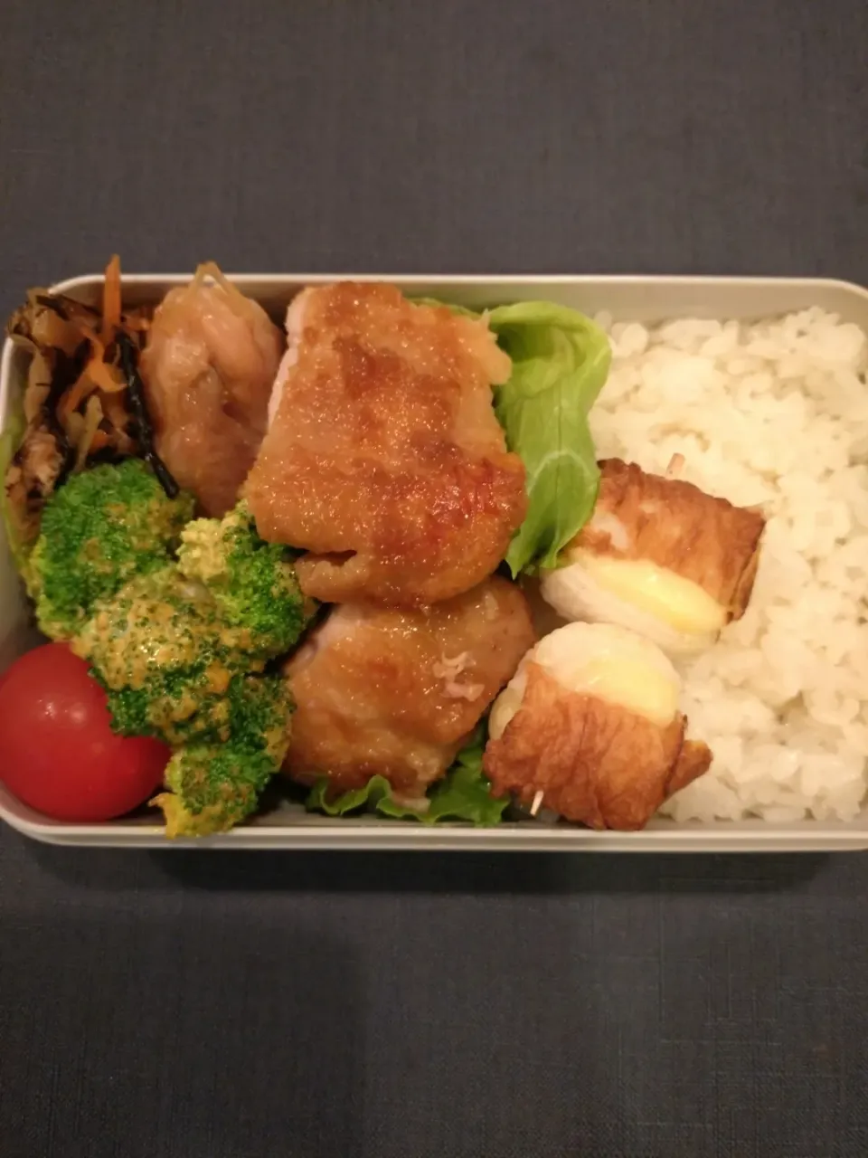 Snapdishの料理写真:照焼チキン弁当|mmmさん