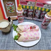 Snapdishの料理写真:『自家製サラダチキンでトルティーヤ』