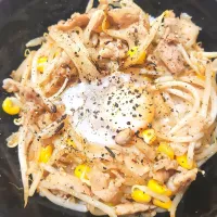 Snapdishの料理写真:スタミナ丼|すばるさん