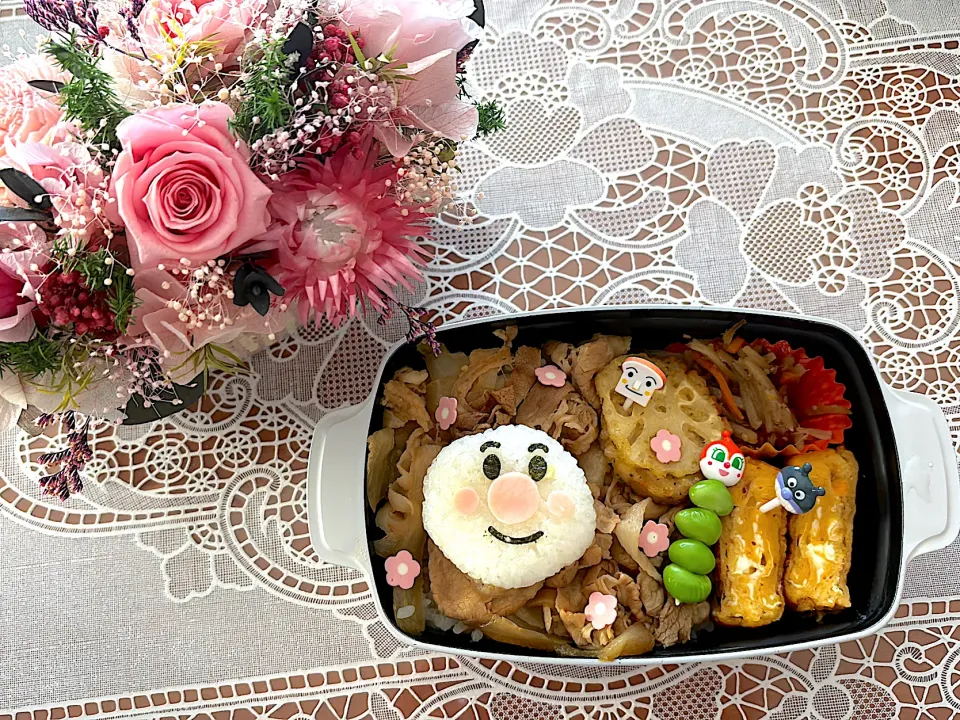 2024.11.5はアンパンマンの豚丼弁当💕|makoさん