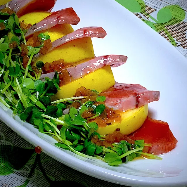 Snapdishの料理・レシピ写真:カツオとりんごのカルパッチョ｜りんごを使って一品料理