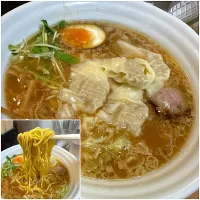 Snapdishの料理写真:わんたん麺＠帯笑(新富町)|塩豚骨さん