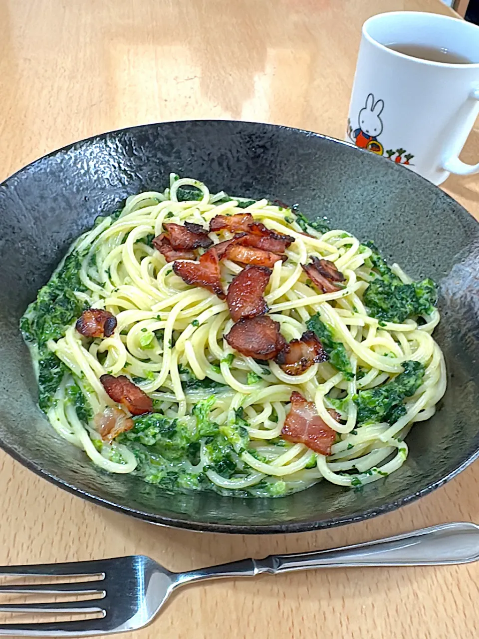 Snapdishの料理写真:ほうれん草とベーコンのクリームパスタ|G0MAさん